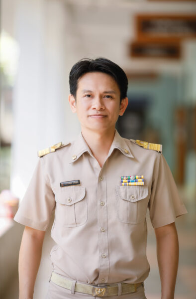 นายเกียรติศักดิ์ เจริญผล