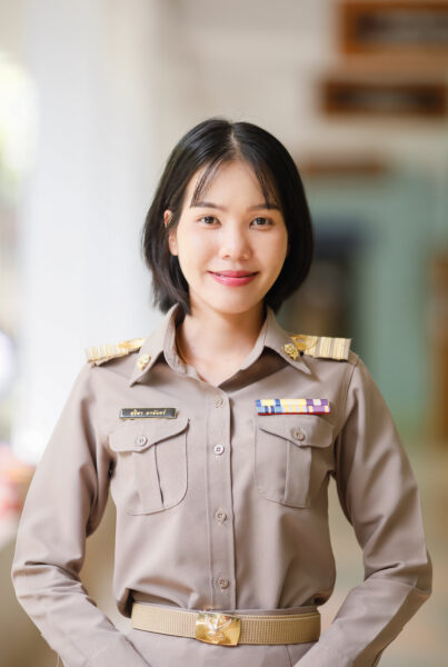 นางสาวสุธิดา ถาจันทร์