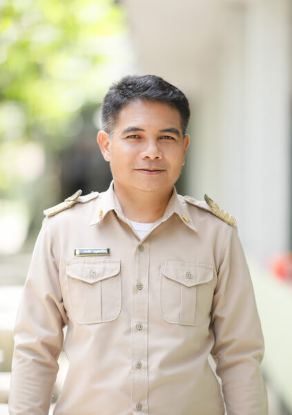 นายเด่นชัย บุญทองโท