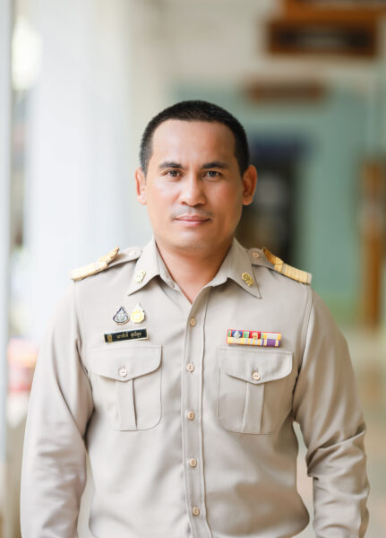 นายนราศักดิ์ สิทธิพูล นายนราศักดิ์ สิทธิพูล