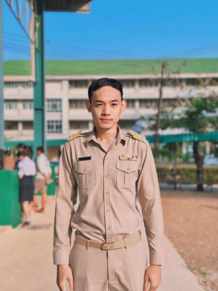 นายพลวัต แสงสีงาม นายพลวัต แสงสีงาม