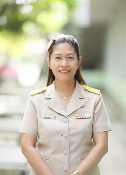 นางสาวอุษา ประยูรศุข