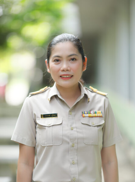 นางอาภาภรณ์ ภูวันนา